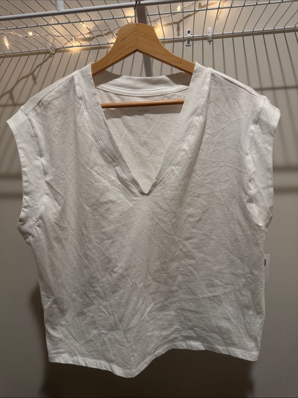 Women's White V-Neck Cap Boxy Sleeve Top